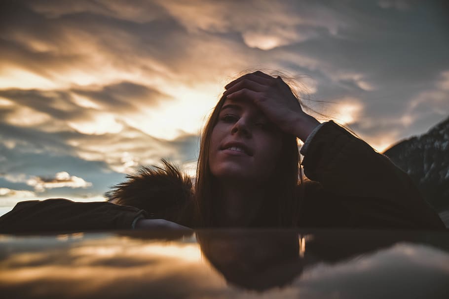 Woman Wearing Brown and Green Parka at Golden Hour, backlit, beautiful HD wallpaper
