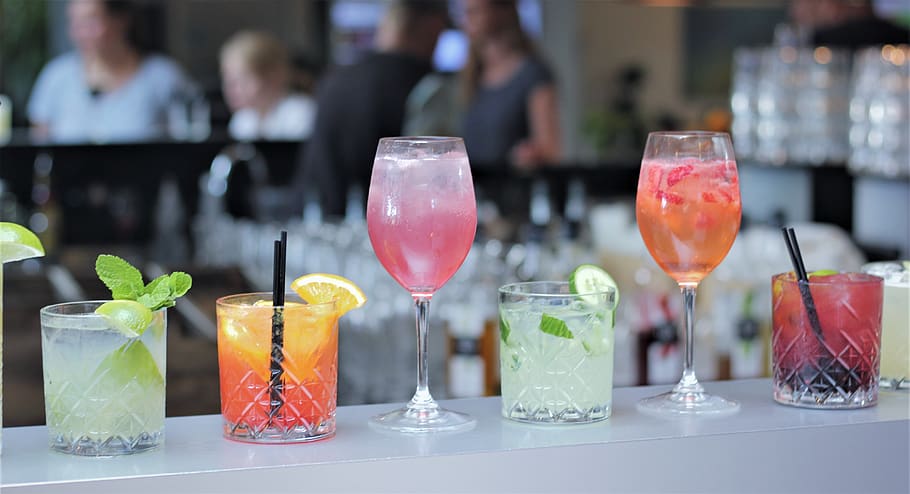 cocktail, bar, drink, alcohol, drinks, mojito, refreshing, restaurant HD wallpaper