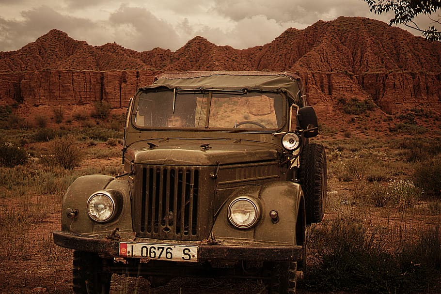 car, desert, land vehicle, retro styled, mode of transportation HD wallpaper