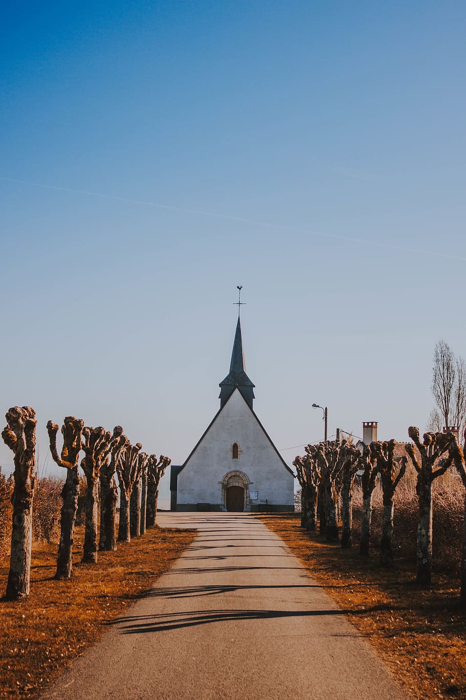white concrete house, architecture, steeple, spire, tower, building HD wallpaper
