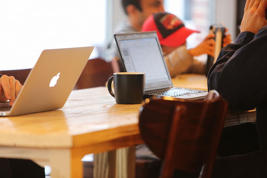 People Using Laptops While Sitting on Chair, apple, client, desk HD wallpaper