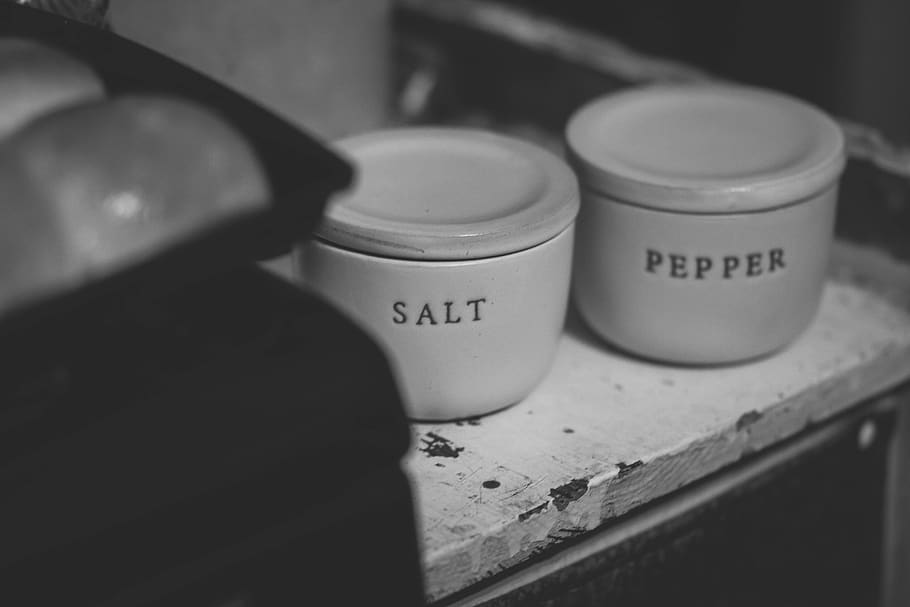kitchen, black white, cook, salt, food, dinner, pepper, cooking HD wallpaper