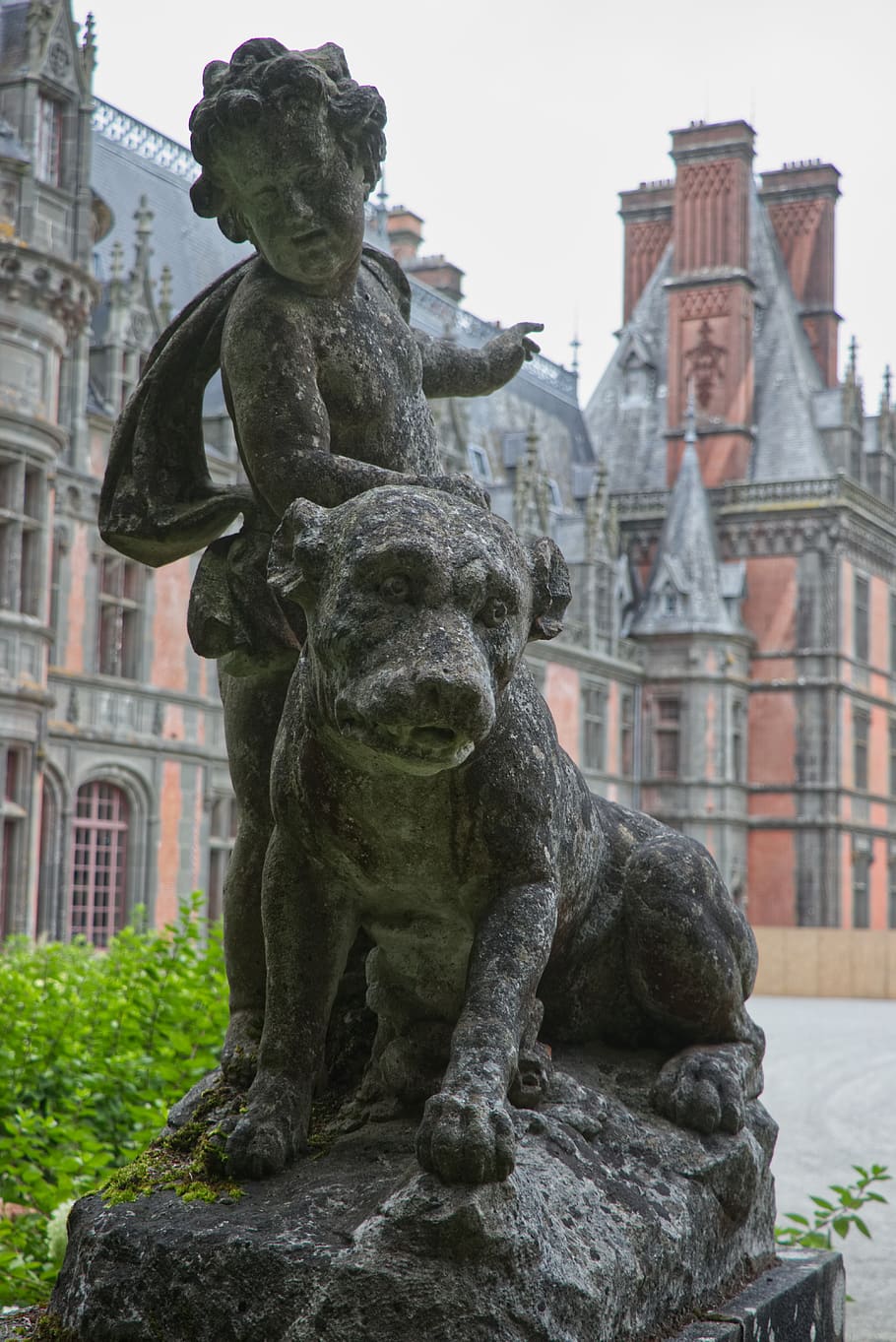 chateau, trevarez, castle, statue, sculpture, dog, hunting dog HD wallpaper