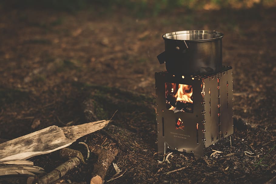 Stainless Steel Pot on Brown Wood Stove Outside during Night Time, HD wallpaper