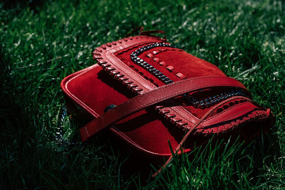 red leather handbag on grasses, london, hyde park, clothing, united kingdom, HD wallpaper