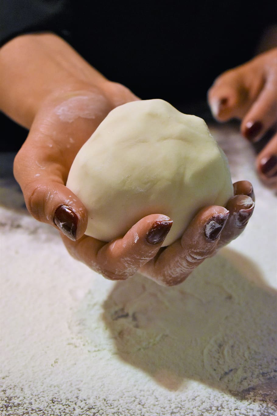 bread, chef, cake, lineth, baker, kitchen, cooking, human hand HD wallpaper