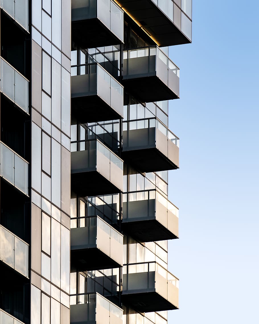 gray high-rise building during daytime, built structure, architecture HD wallpaper