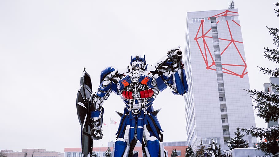 Transformer robot, toy, red, blue, tech, moscow, snow, sheeld HD wallpaper