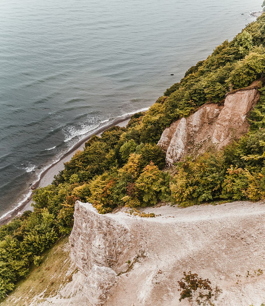 Cliff Near Seashore, beach, coast, daylight, landscape, mountain HD wallpaper