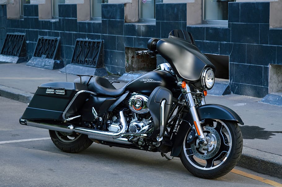 Motorcycle, action, biker, bikers, chrome, drive, driver, engine HD wallpaper