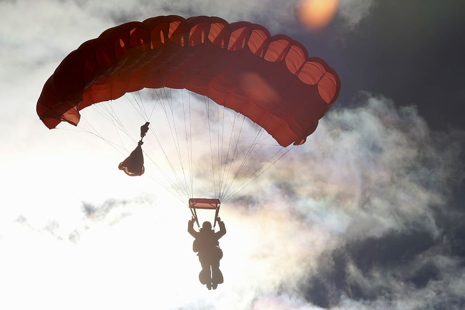 parachute, sky, clouds, dark, silhouette, people, man, adventure HD wallpaper