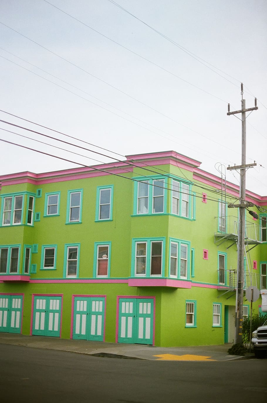 green painted building, home decor, urban, town, city, high rise HD wallpaper