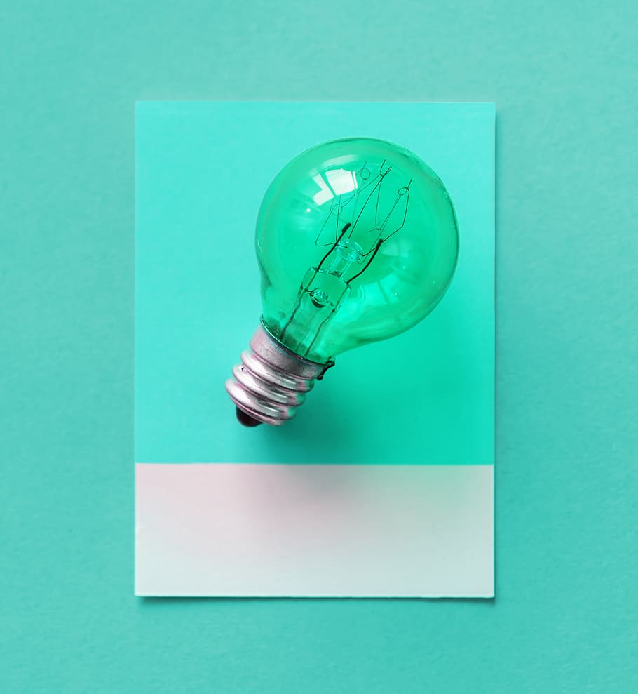 Green Light Bulb, card, lightbulb, indoors, studio shot, colored background HD wallpaper