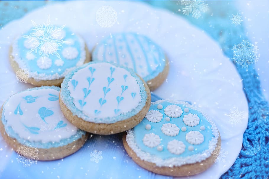 snowflake cookies, winter, cold, snowflakes, tasty, holiday HD wallpaper