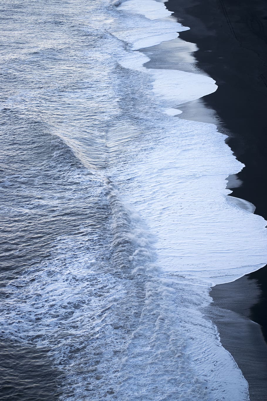 HD wallpaper: iceland, reynisfjara black sand beach, ocean, black and white  | Wallpaper Flare