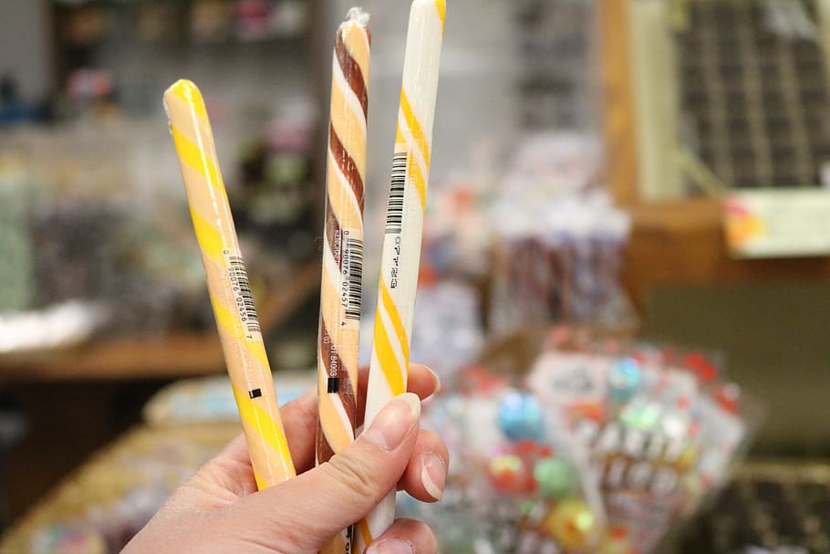 confectionery, food, sweets, human, person, finger, candy, brush
