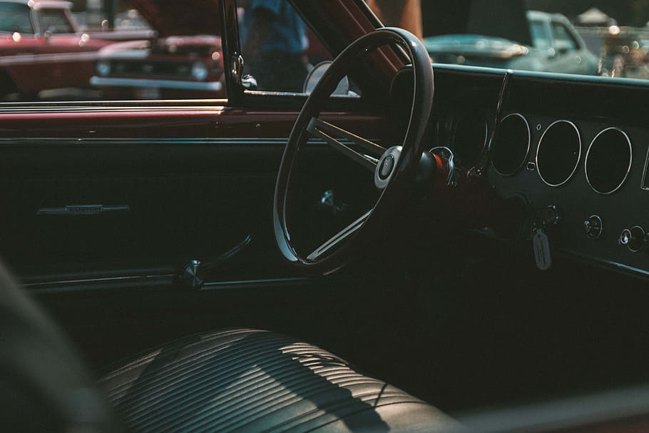 car interior photo, dashboard, classic car, sunlight, retro, vintage