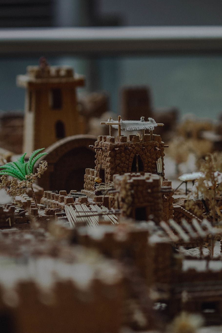 macro photography brown castle miniature, selective focus, no people HD wallpaper