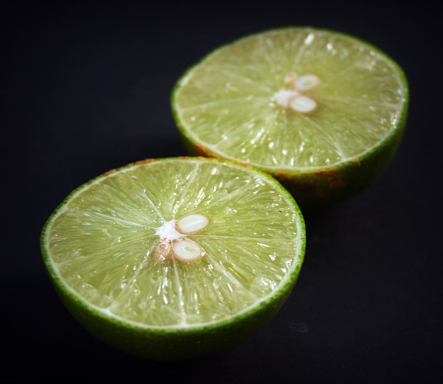 Slice Lemon Photo, background, citrus, close-up, cut, freshness HD wallpaper