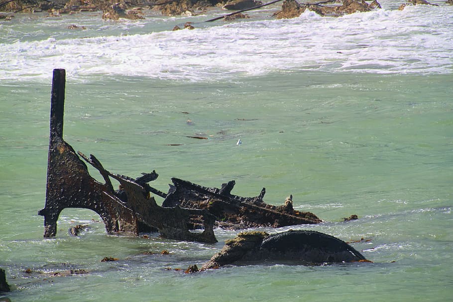 wreck, ship, metal, rust, old, water, sea, remain, day, nature HD wallpaper