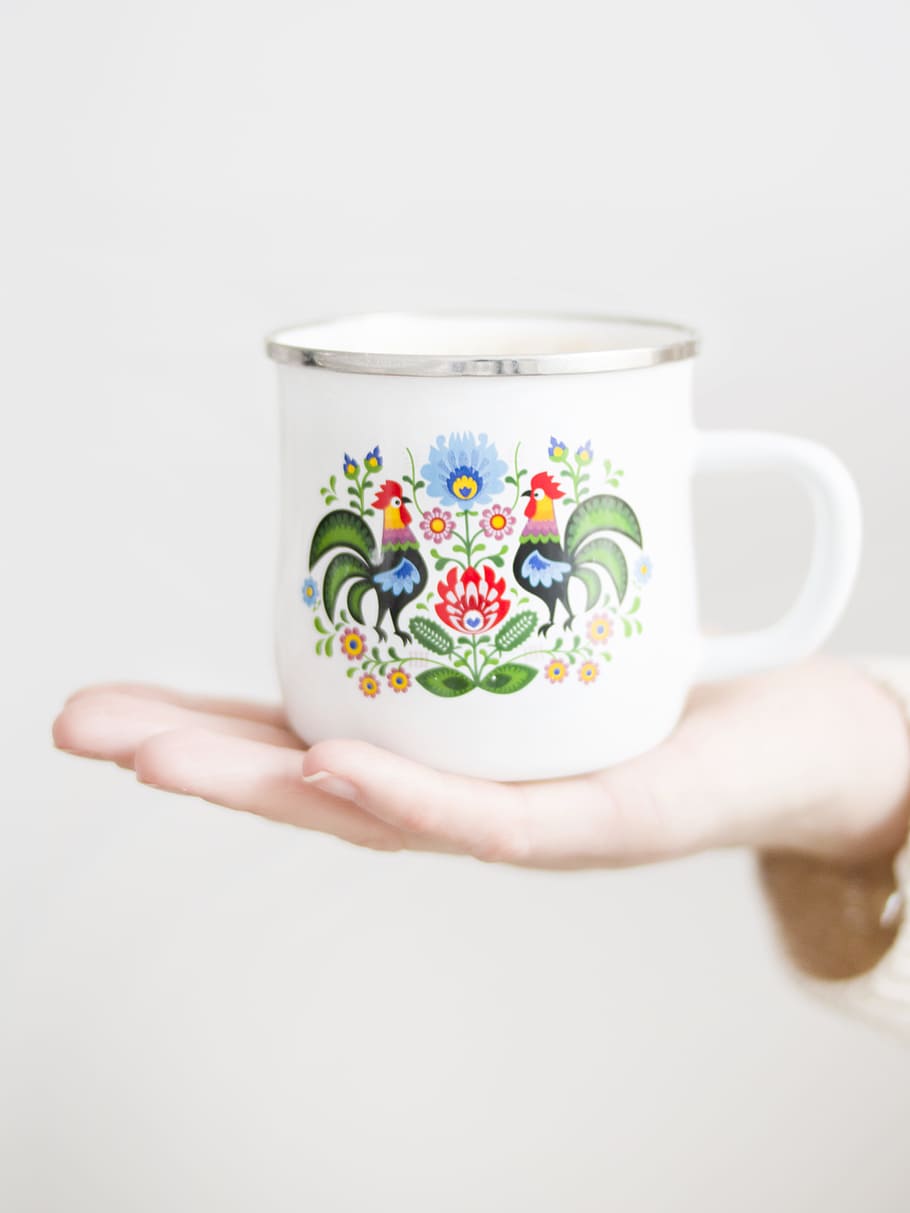Close-up Photography of Mug, blur, ceramic, cup, design, fingers HD wallpaper