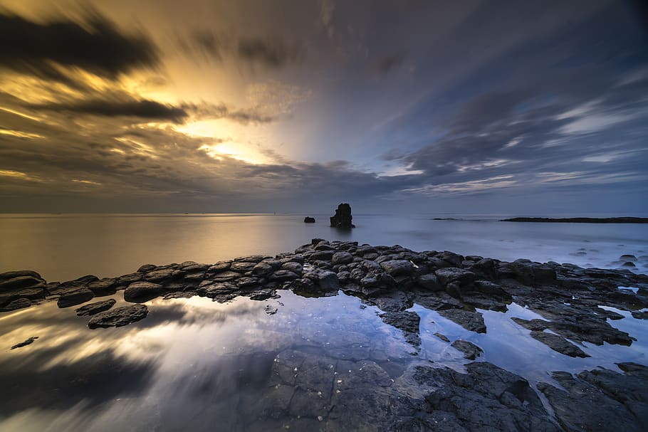 Beach Under Nimbus Clouds, backlit, dawn, dramatic, dusk, evening HD wallpaper