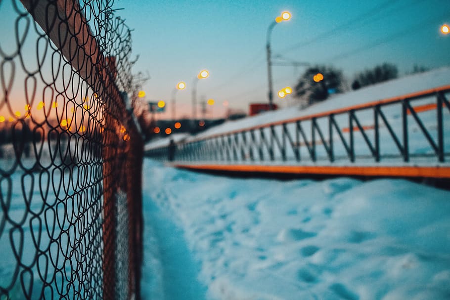 road, ice, snow, net, fence, sky, city, bokeh, sport, no people HD wallpaper
