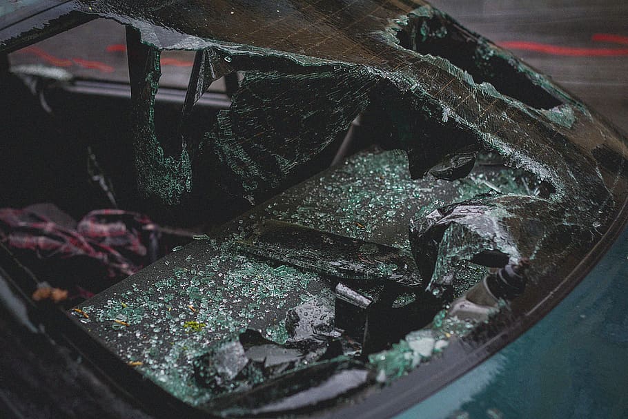 Green Car, accident, automobile, broken, close-up, crash, damage HD wallpaper