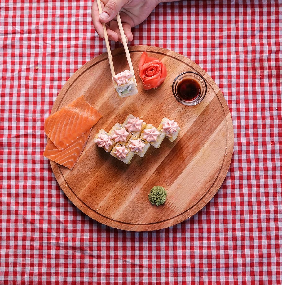 rolls, sushi, bamboo, one person, checked pattern, food, human body part HD wallpaper