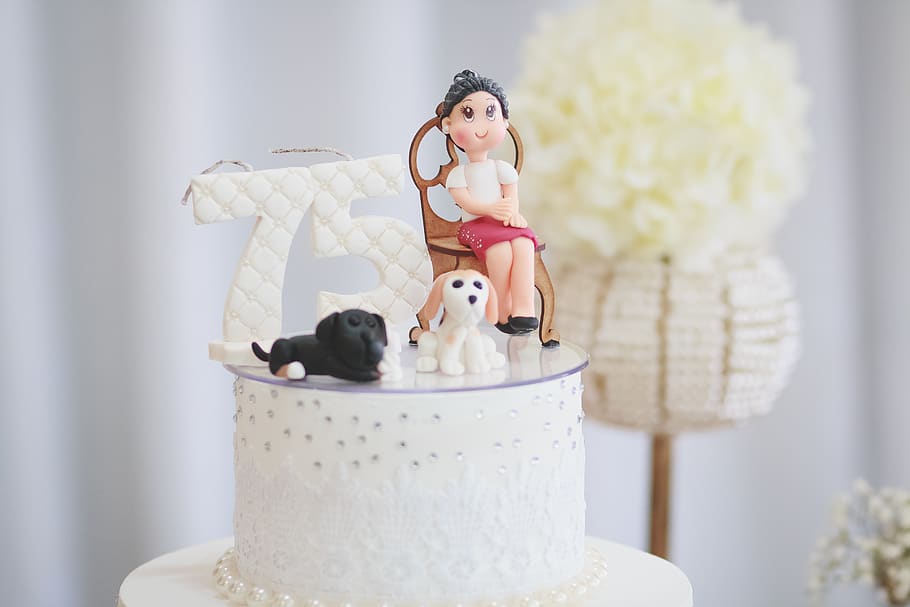 Girl Cake Topper On Cake, birthday cake, candles, indulgence, HD wallpaper