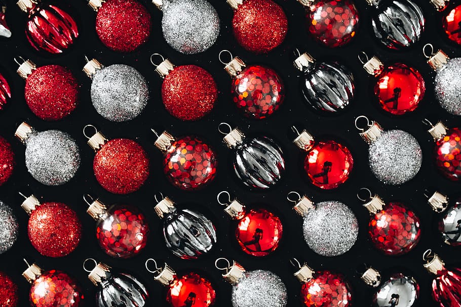 Burgundy Christmas Decorations, modern, holidays, elegant, red, HD wallpaper