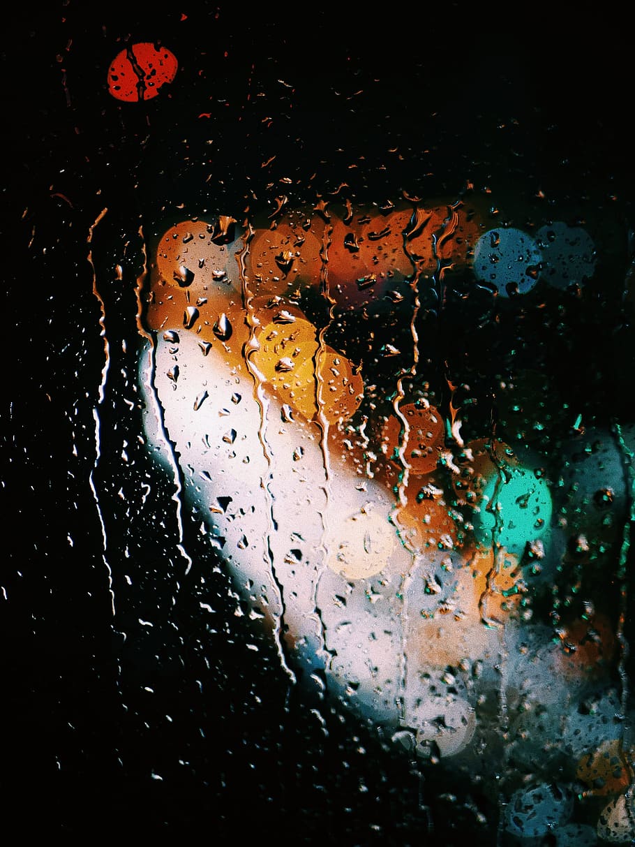 rain, light, raindrop, window, glass, traffic light, night HD wallpaper