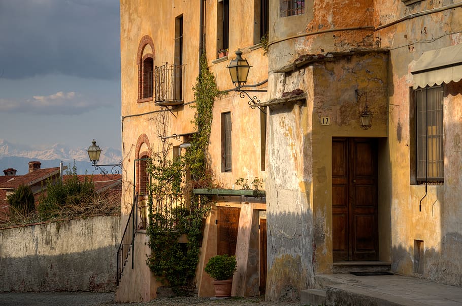 architecture, house, construction, old, facade, city, window HD wallpaper