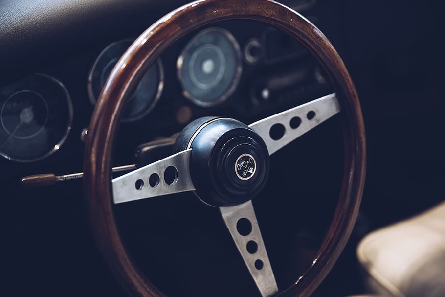 Brown Car Steering Wheel, automobile, dashboard, oldtimer, transportation system HD wallpaper