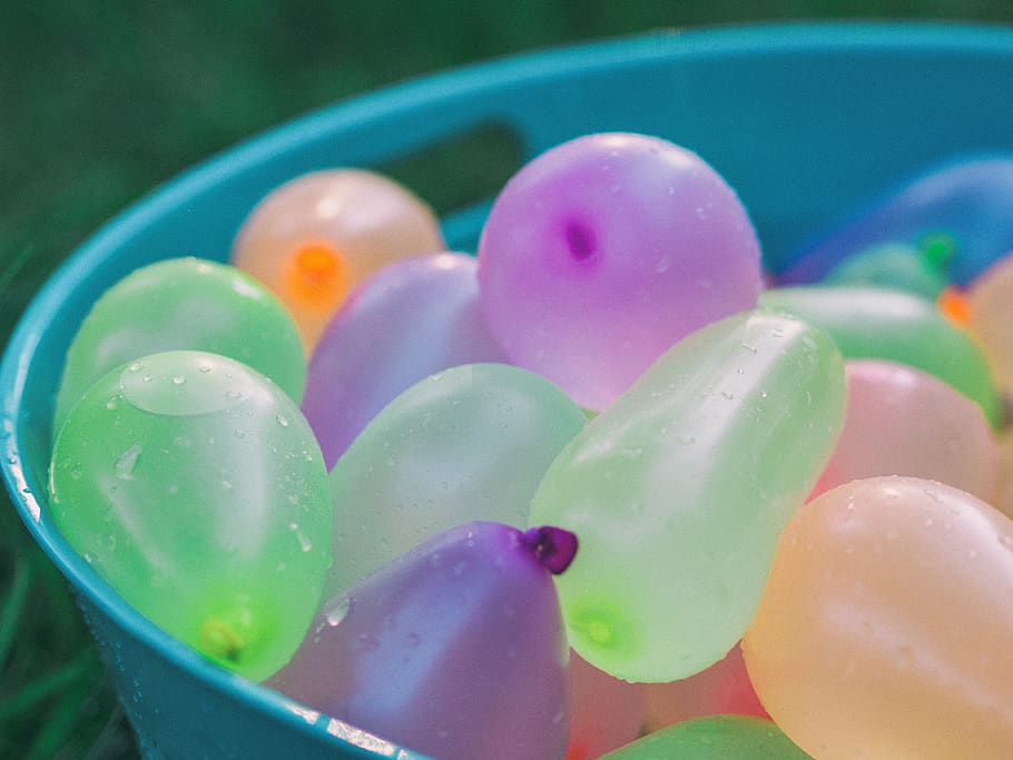 Water Balloon Wallpaper