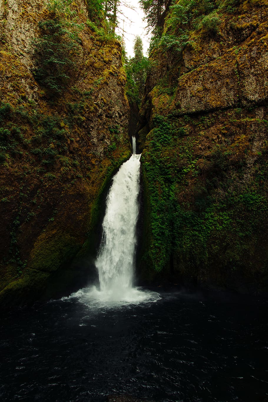 waterfalls between rock, outdoors, river, nature, united states HD wallpaper