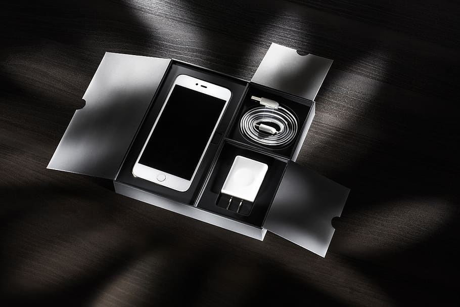 phone, cellphone, apple, iphone, black, technology, charger HD wallpaper