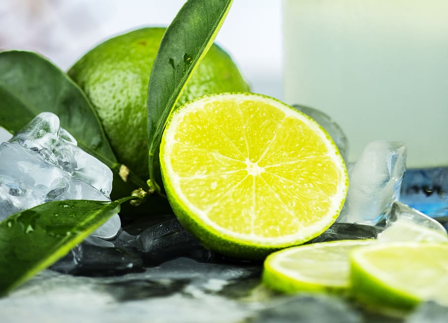 Slice of Lime, citrus fruit, close-up, closeup, fresh, freshness, HD wallpaper