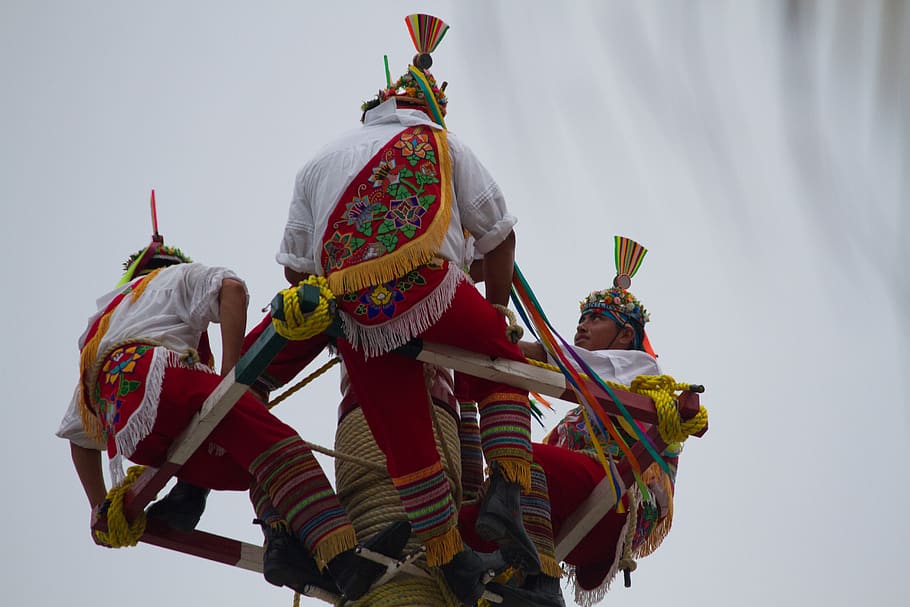 flying men, traditions, mexico, rear view, day, people, clothing HD wallpaper