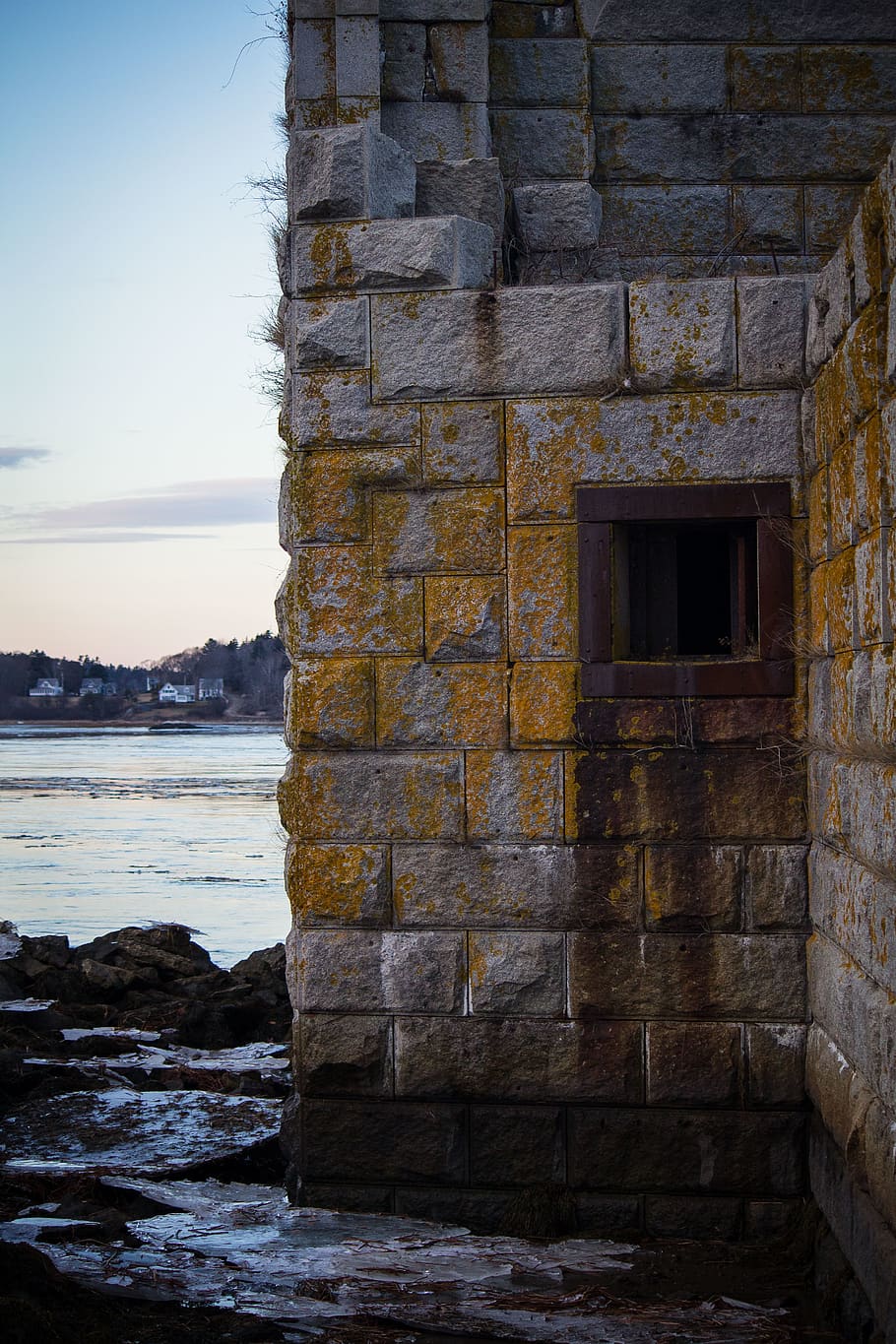 building, bunker, wall, walkway, path, architecture, window HD wallpaper