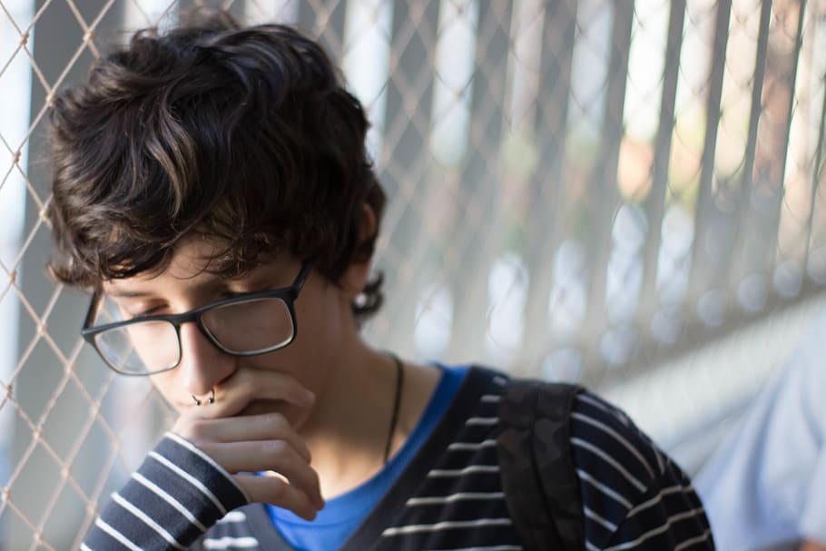 boy, glasses, blur, piercing, headshot, one person, portrait HD wallpaper