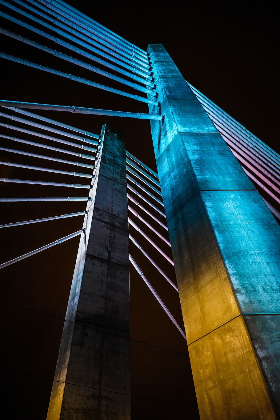 grey structure with lights, architecture, built structure, building exterior HD wallpaper