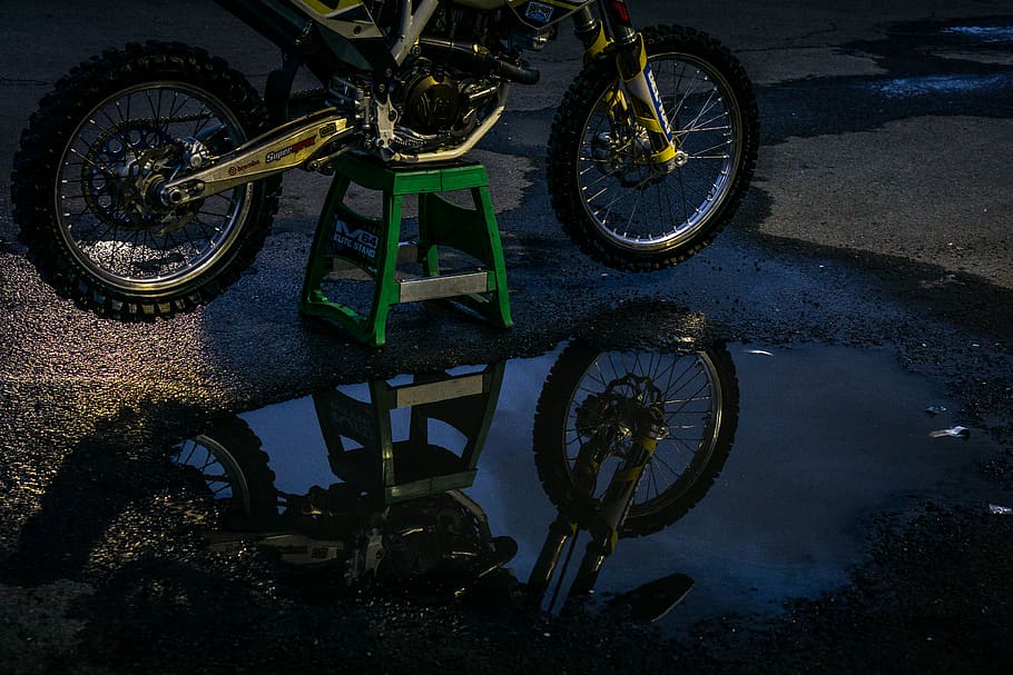 reflection, motorcycle, puddle, raceday, husqvarna, dirtbike HD wallpaper