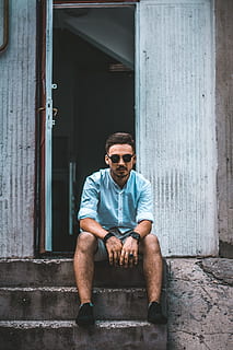 man, male, step, sat, sitting, urban, city, style, fashion HD wallpaper