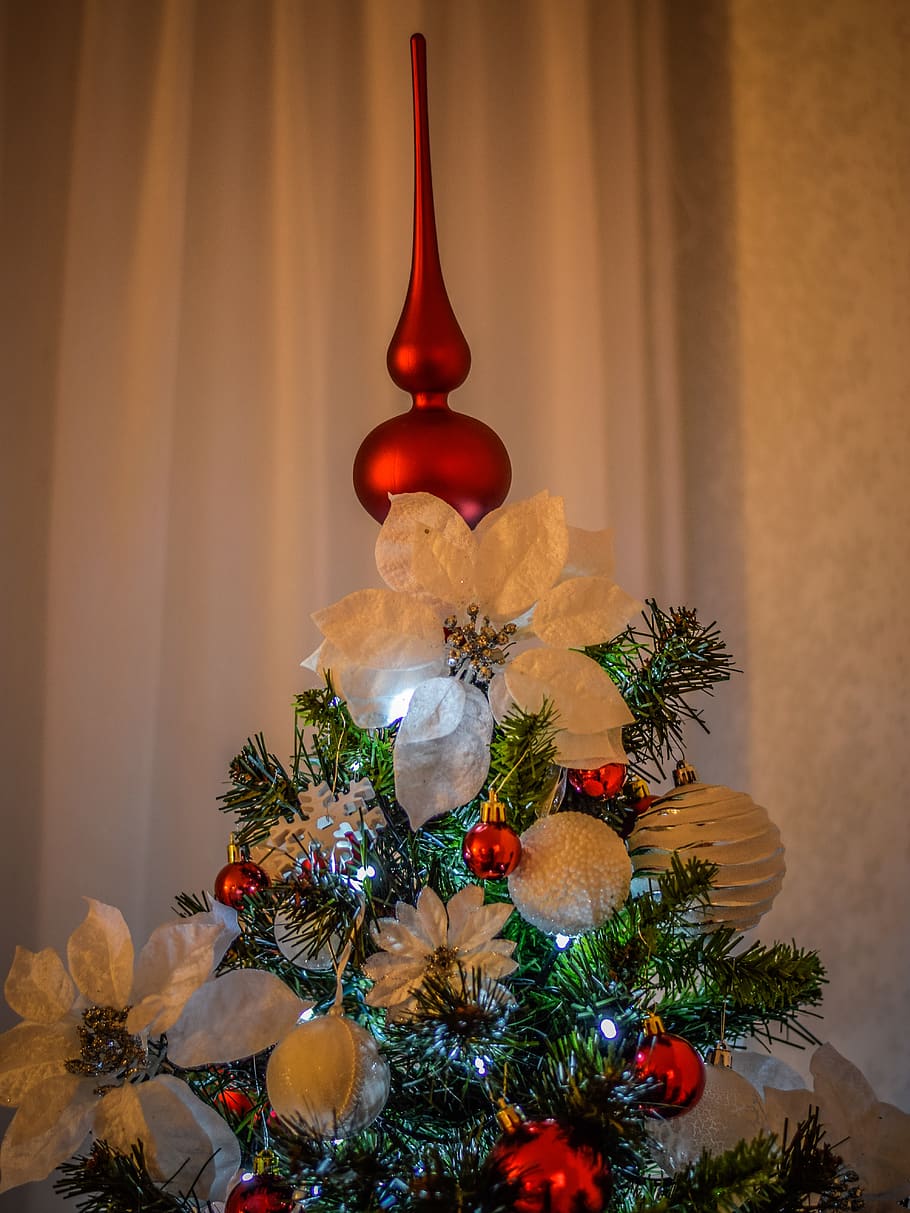 christmas, tree, red, decorative, sphere, trappings, celebration HD wallpaper