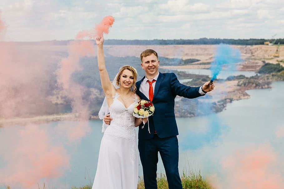 Bride And Groom Holding Smoke Bombs, beautiful, couple, enjoyment, HD wallpaper