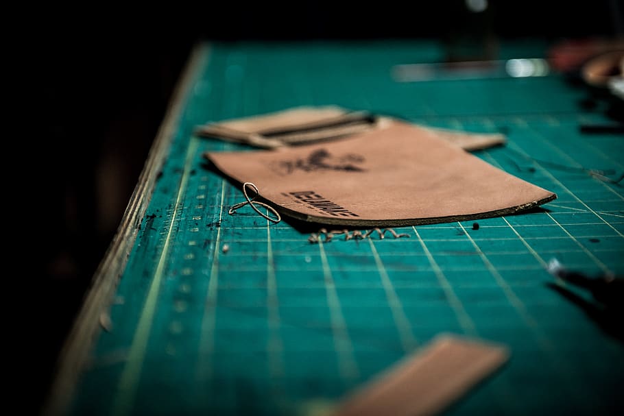 green carton, selective focus, indoors, no people, close-up, paper HD wallpaper