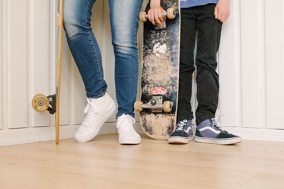 skateboarding, low section, casual clothing, jeans, human leg HD wallpaper