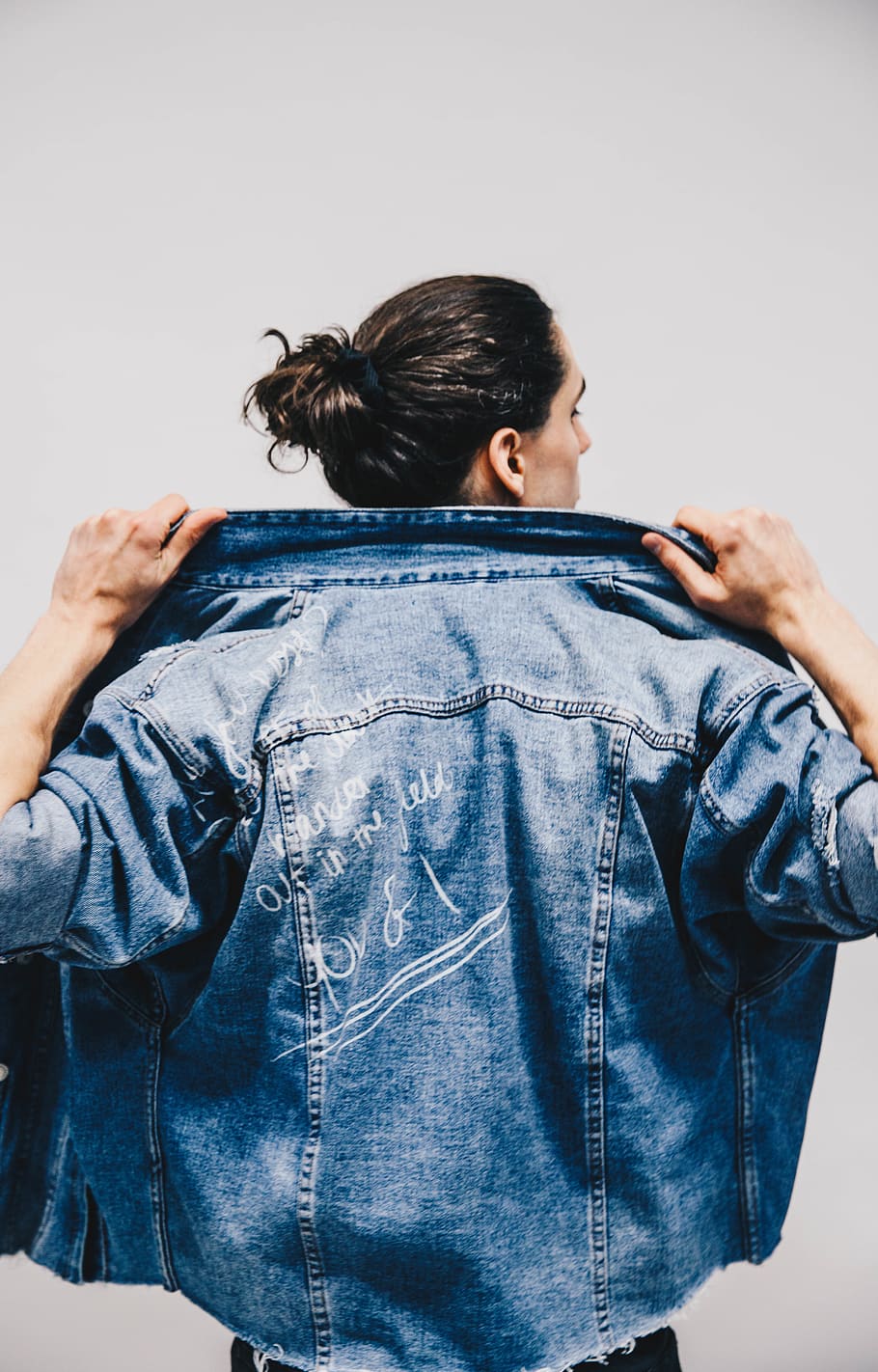 man wearing blue denim jacket, rear view, one person, casual clothing HD wallpaper