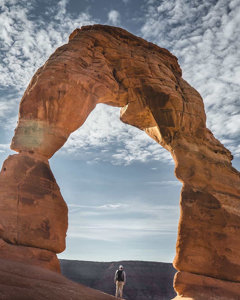 arch stone landmark, view, backpack, camp, hike, outside, cloud HD wallpaper